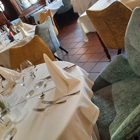 Hostellerie Saint Florent-2